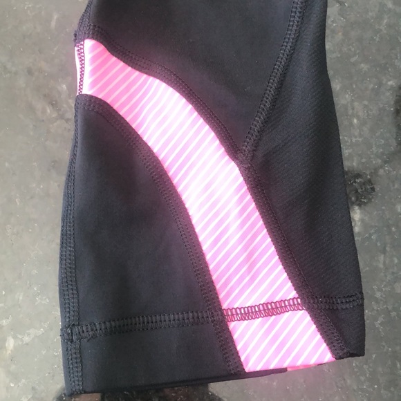 Lululemon leggings - Picture 2 of 9